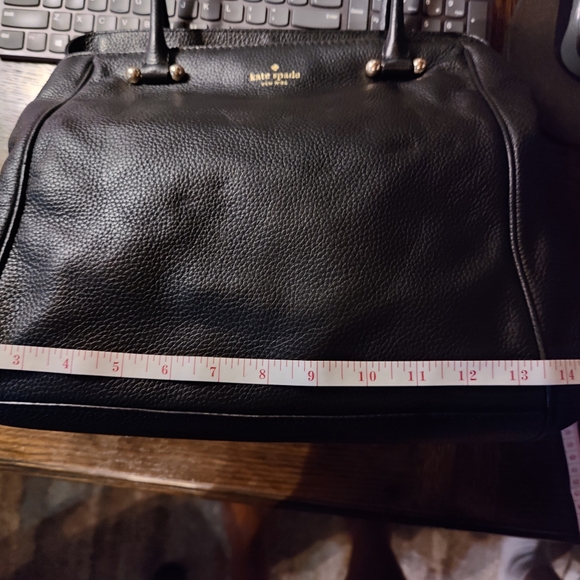 Kate Spade large black pebbled leather shoulder bag with gold hardware - Picture 7 of 9